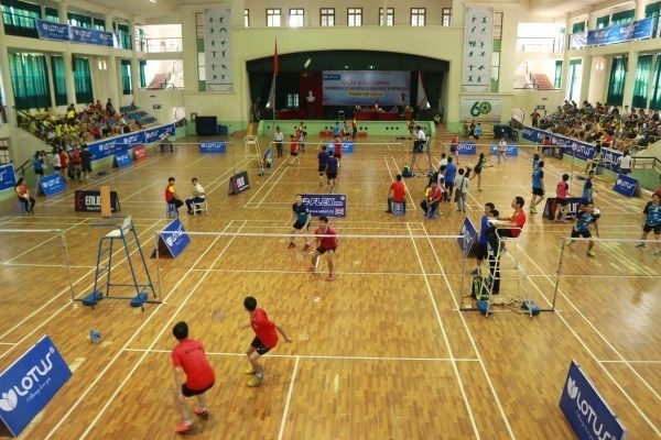 Việc tham gia hoạt động thể chất, đọc sách giúp bé thư giãn tinh thần sau thời gian học tập.