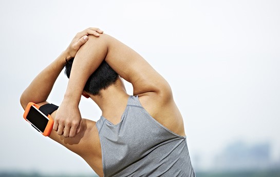 Tập luyện thể chất giúp giải tỏa căng thẳng mắt, giảm đau vai gáy và cải thiện tư thế cơ thể