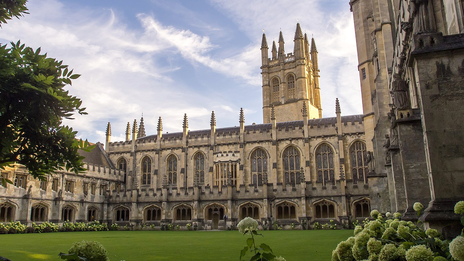 Khuôn viên University of Oxford, Anh