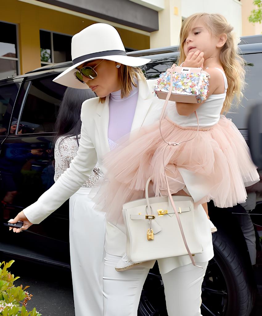 Peekaboo mini Fendi