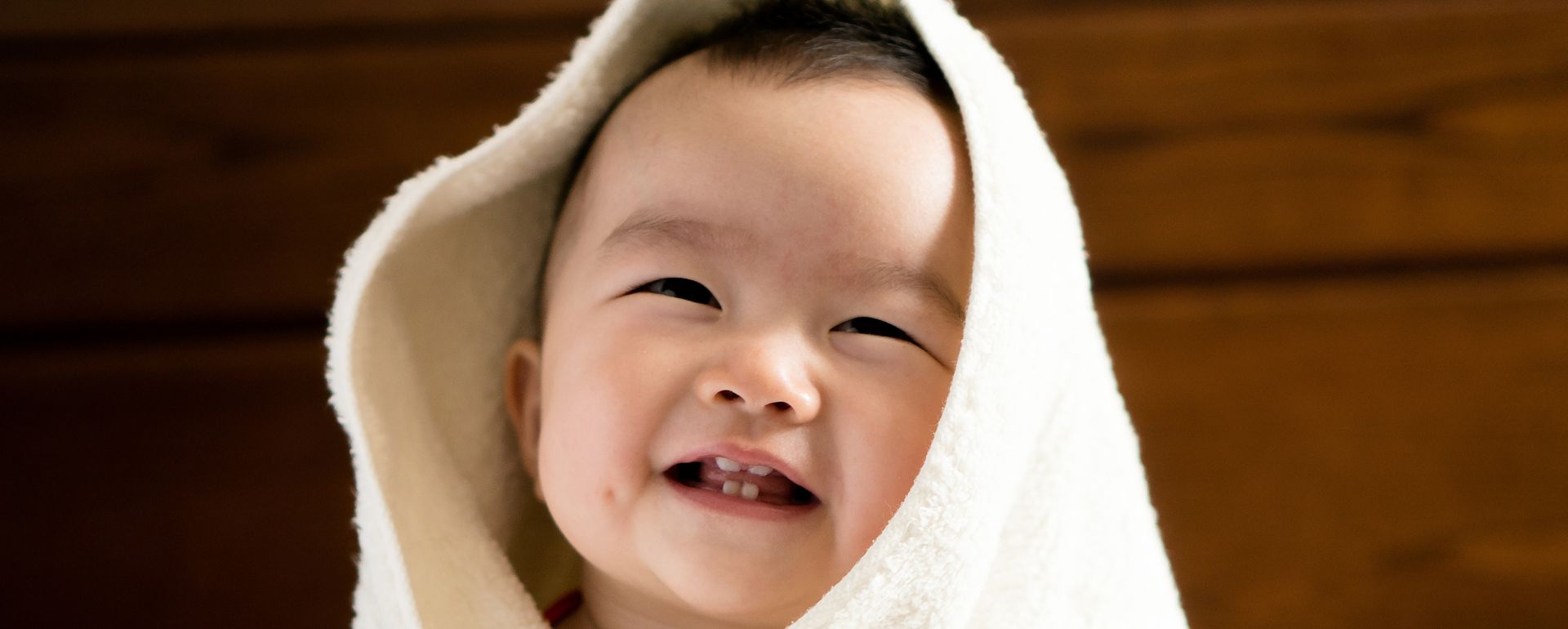 Vượt Qua Mùa Hè Nhờ Những Thiết Bị Làm Mát Cho Trẻ