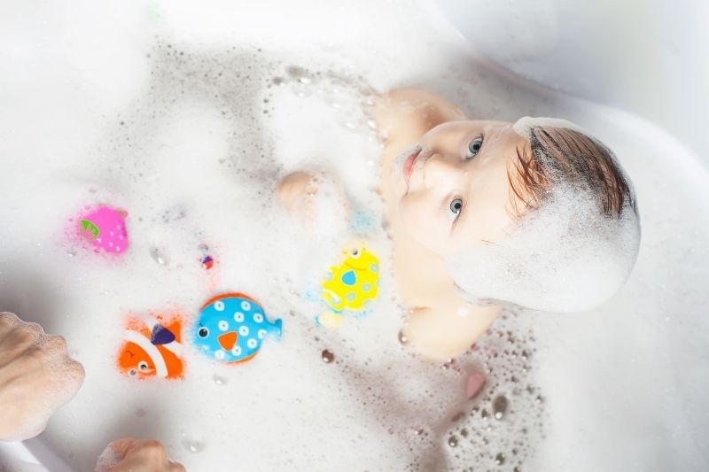 Bộ lọc nước tắm giúp giảm clo và kim loại nặng trong nước máy