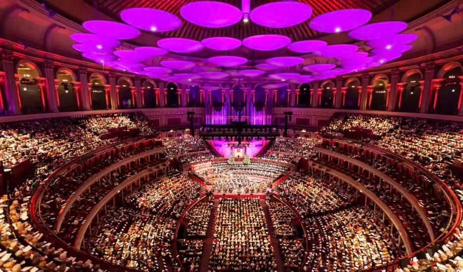 buổi biểu diễn BBC Proms tại Royal Albert Hall, London