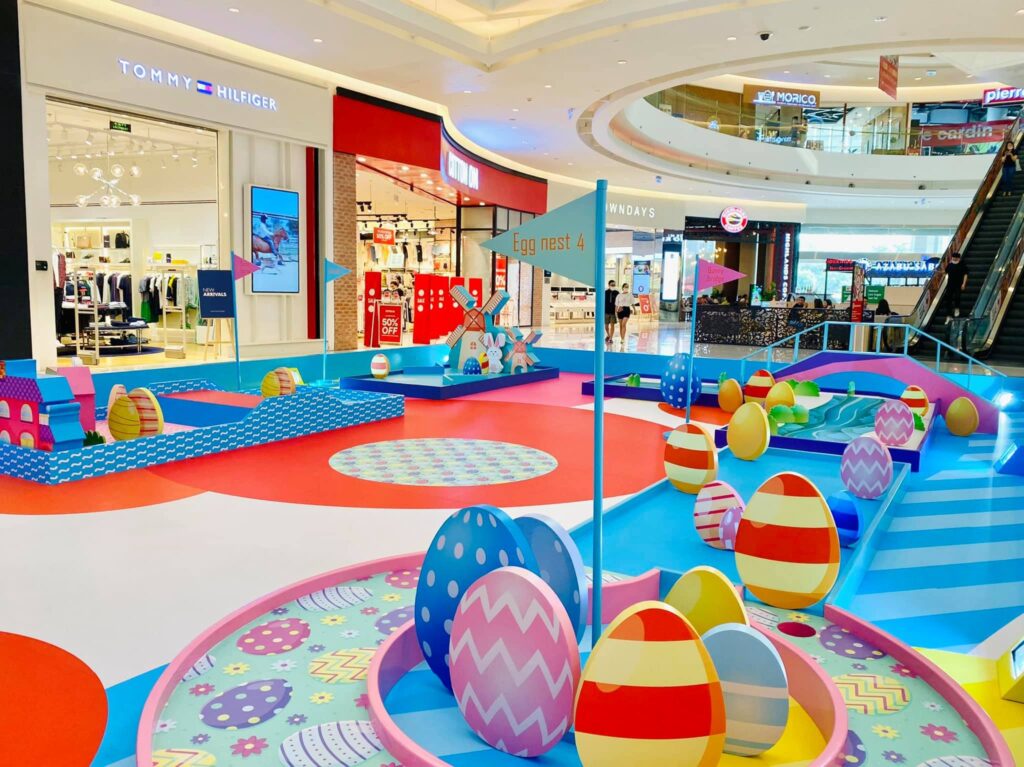 CRESCENT MALL