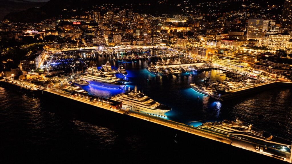 Toàn cảnh Monaco Yacht Show 2025 tại Port Hercules