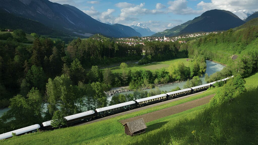Venice Simplon-Orient-Express - chuyến tàu hạng sang mang tính biểu tượng châu Âu