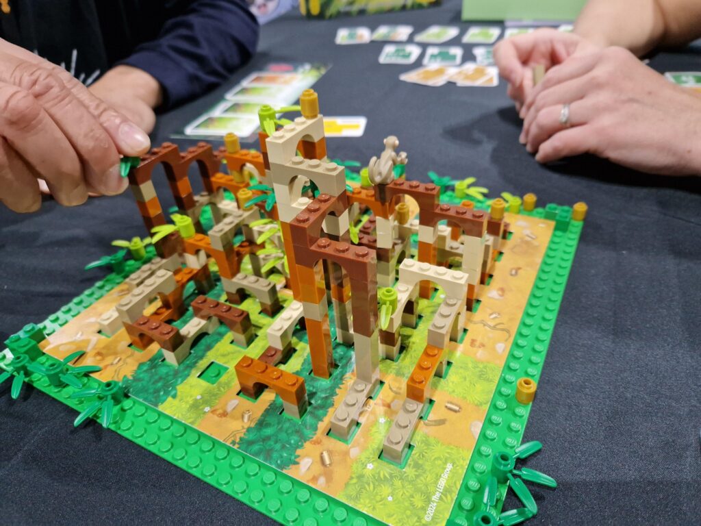 đồ chơi trẻ em 2025 board game gia đình