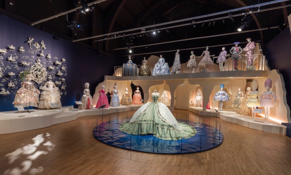 Marie Antoinette Style tại V&A