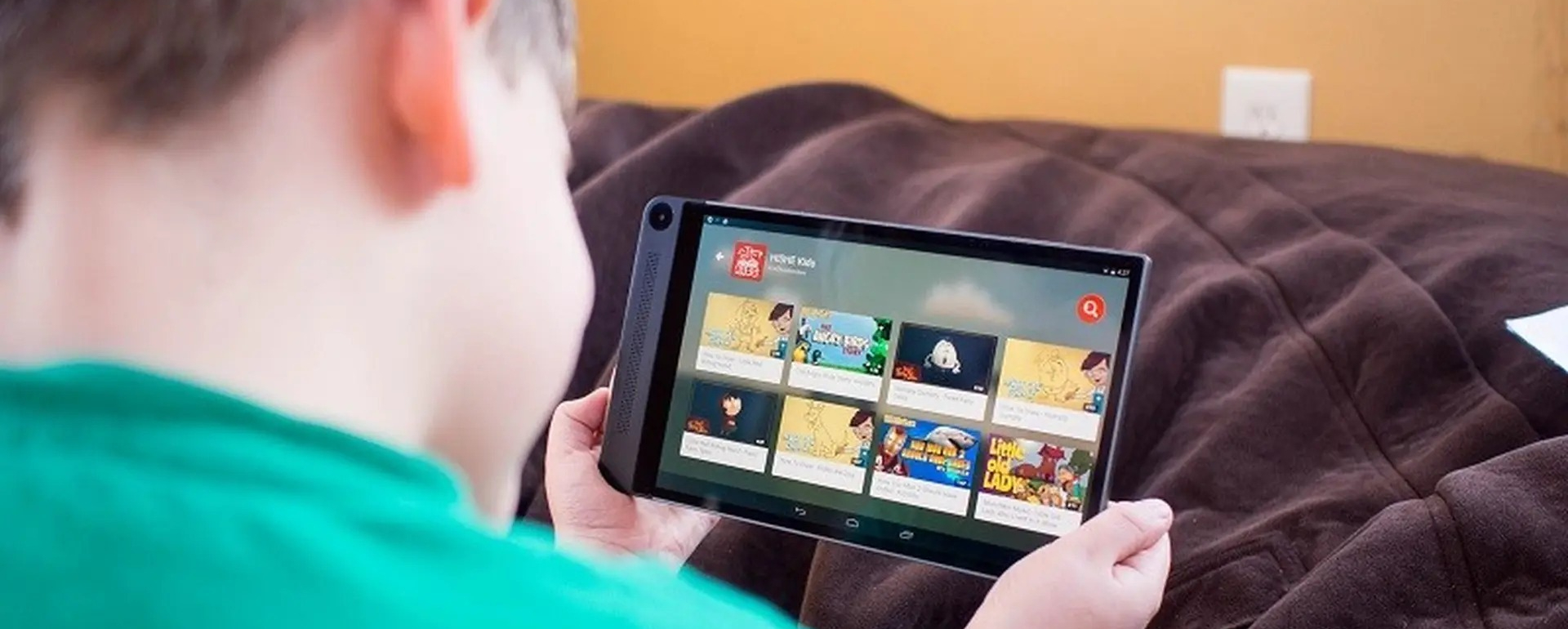 “Đối Phó” Cùng Vấn Nạn Video AI Trên Youtube Kids