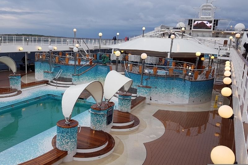 luxury boutique cruises sang trọng