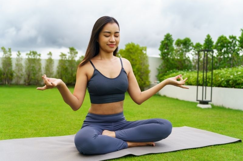 thiền phục hồi sau khi tập thể thao lành mạnh