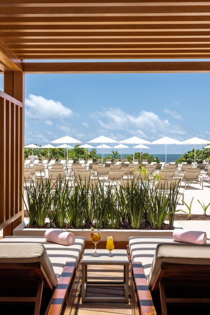 Không gian xanh bền vững bao quanh khu nghỉ dưỡng AVA Resort Cancun
