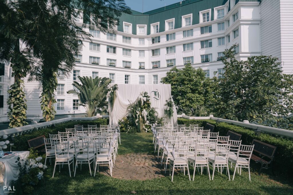 TIỆC CƯỚI ĐẦY PHONG CÁCH TẠI SOFITEL LEGEND METROPOLE HÀ NỘI