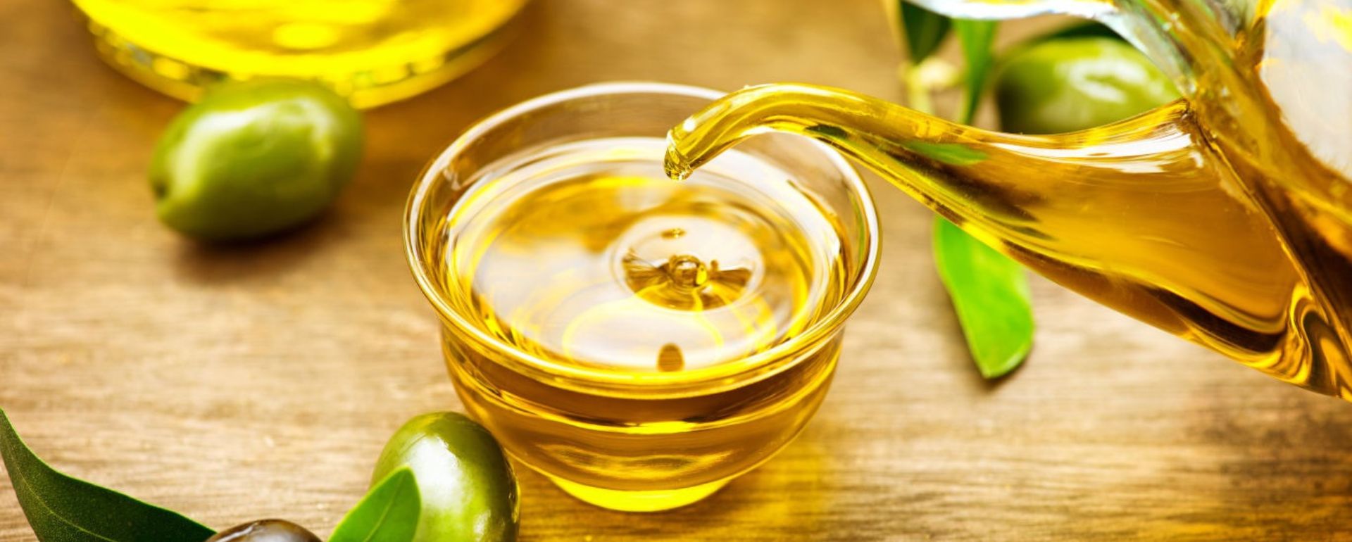 Dầu Olive Cao Cấp Định Hình Lại Chuẩn Mực Sống Xanh