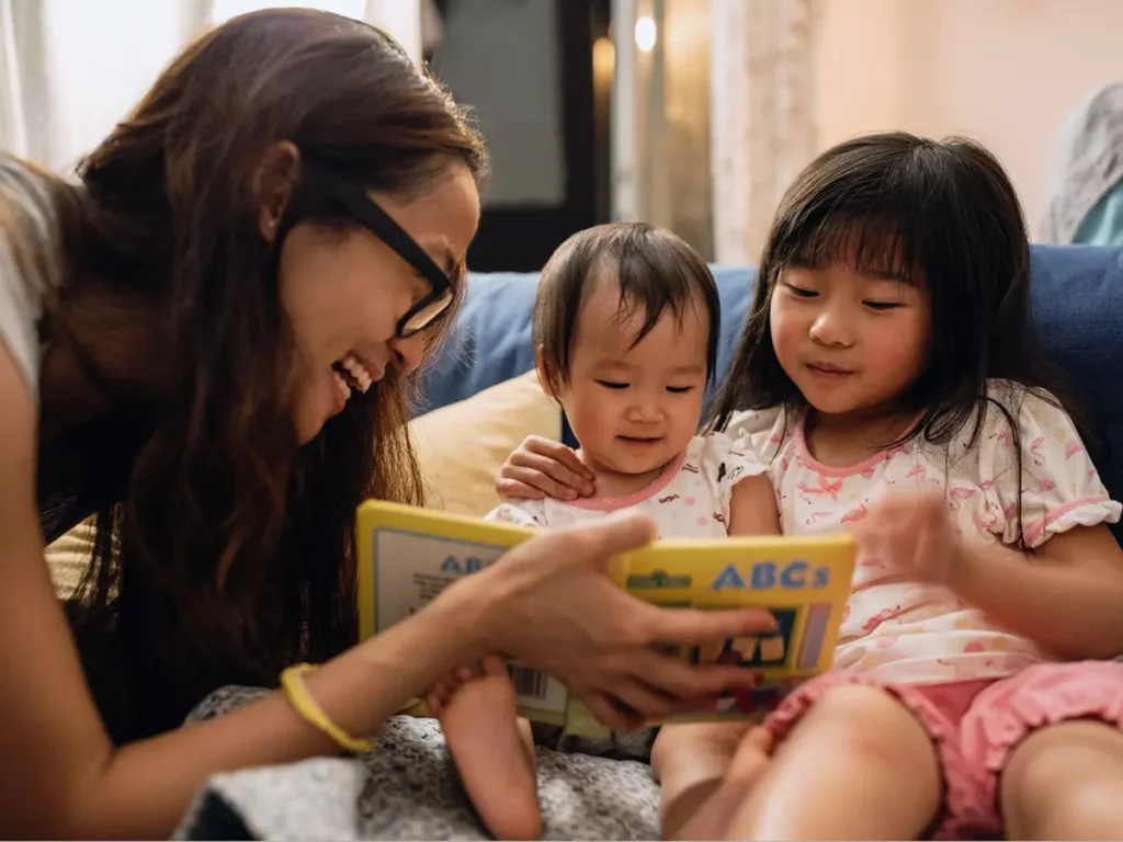 Tùy từng bé, phụ huynh có thể áp dụng phương pháp phù hợp