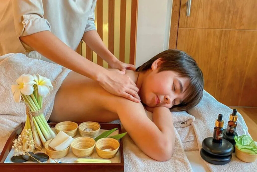 Tại Le Spa, bé từ 6 - 11 tuổi thỏa thích tận hưởng các liệu trình spa nhẹ nhàng