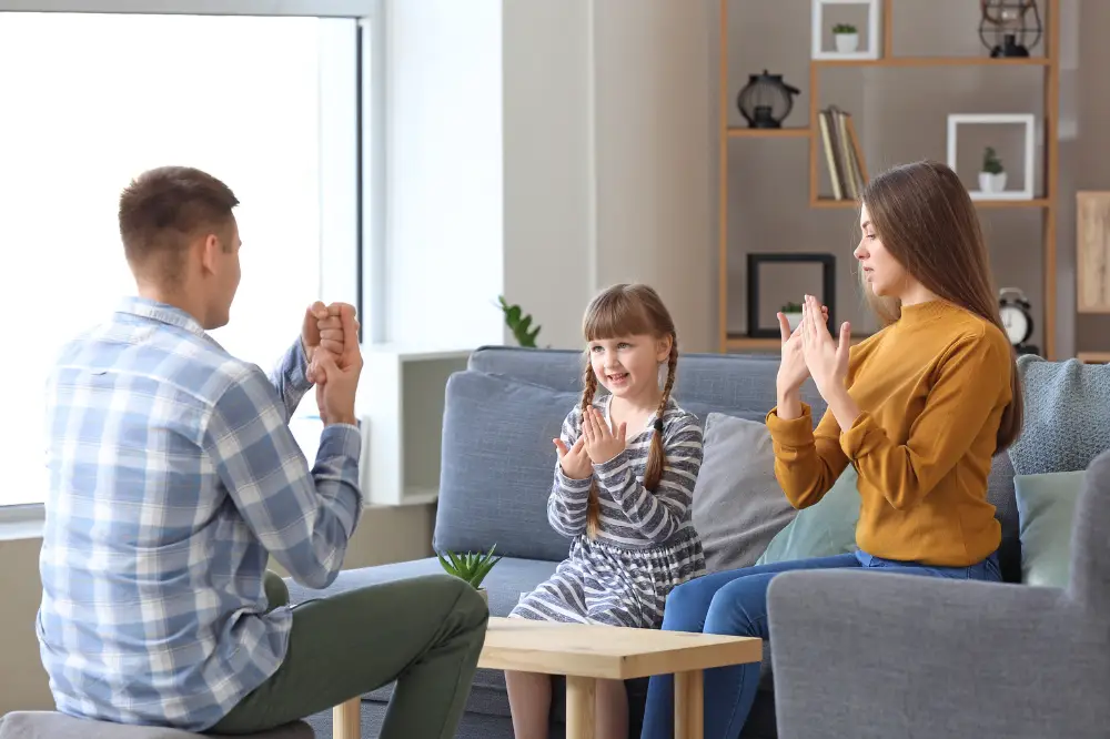 Gắn Kết Cùng Con Yêu Qua “Ngôn Ngữ Không Lời”