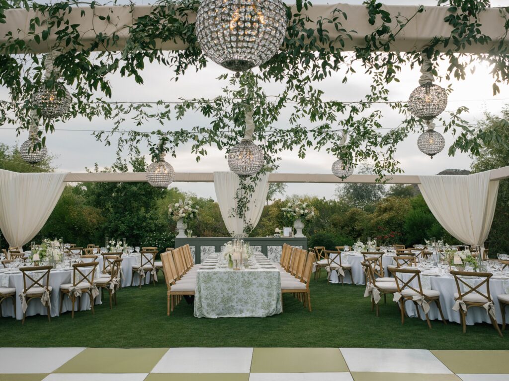 Trang Trí Đám Cưới Và Sự Chuyển Dịch Cảm Xúc