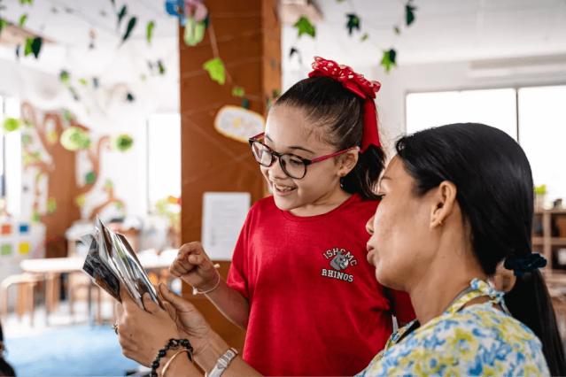 Trẻ cần biết rõ thông tin của người than