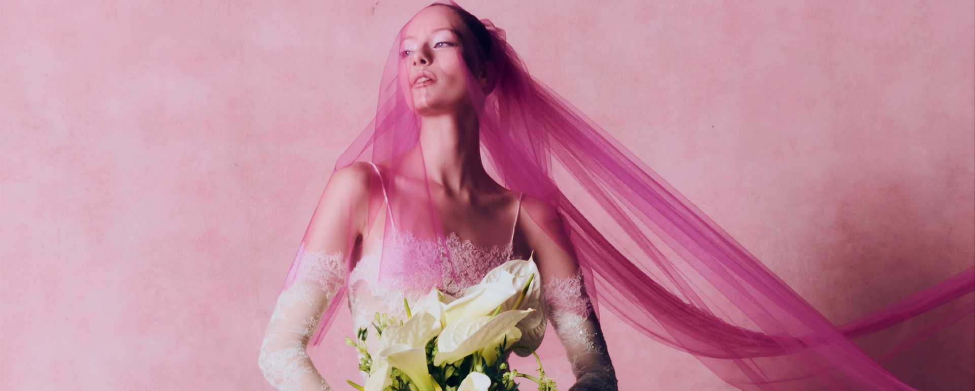 Ngôn Ngữ Mới Của Thời Trang Cưới