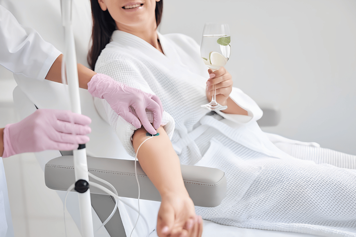 Mỗi "túi truyền" được thiết kế dựa trên độ tuổi, tình trạng bệnh lý, chuyển hóa và di truyền của từng cá nhân để tối đa hóa lợi ích