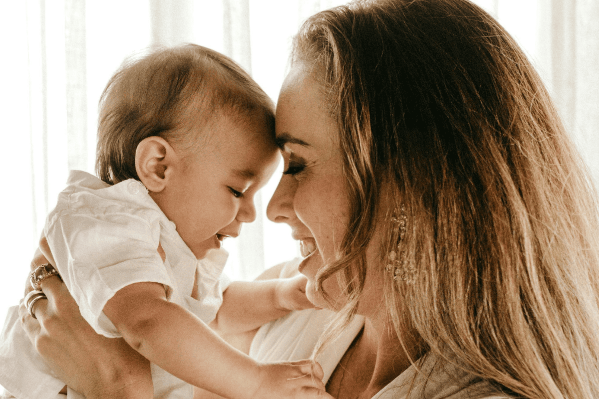 Một trong những giải pháp nhanh chóng và tinh tế nhất chính là thay đổi kiểu tóc